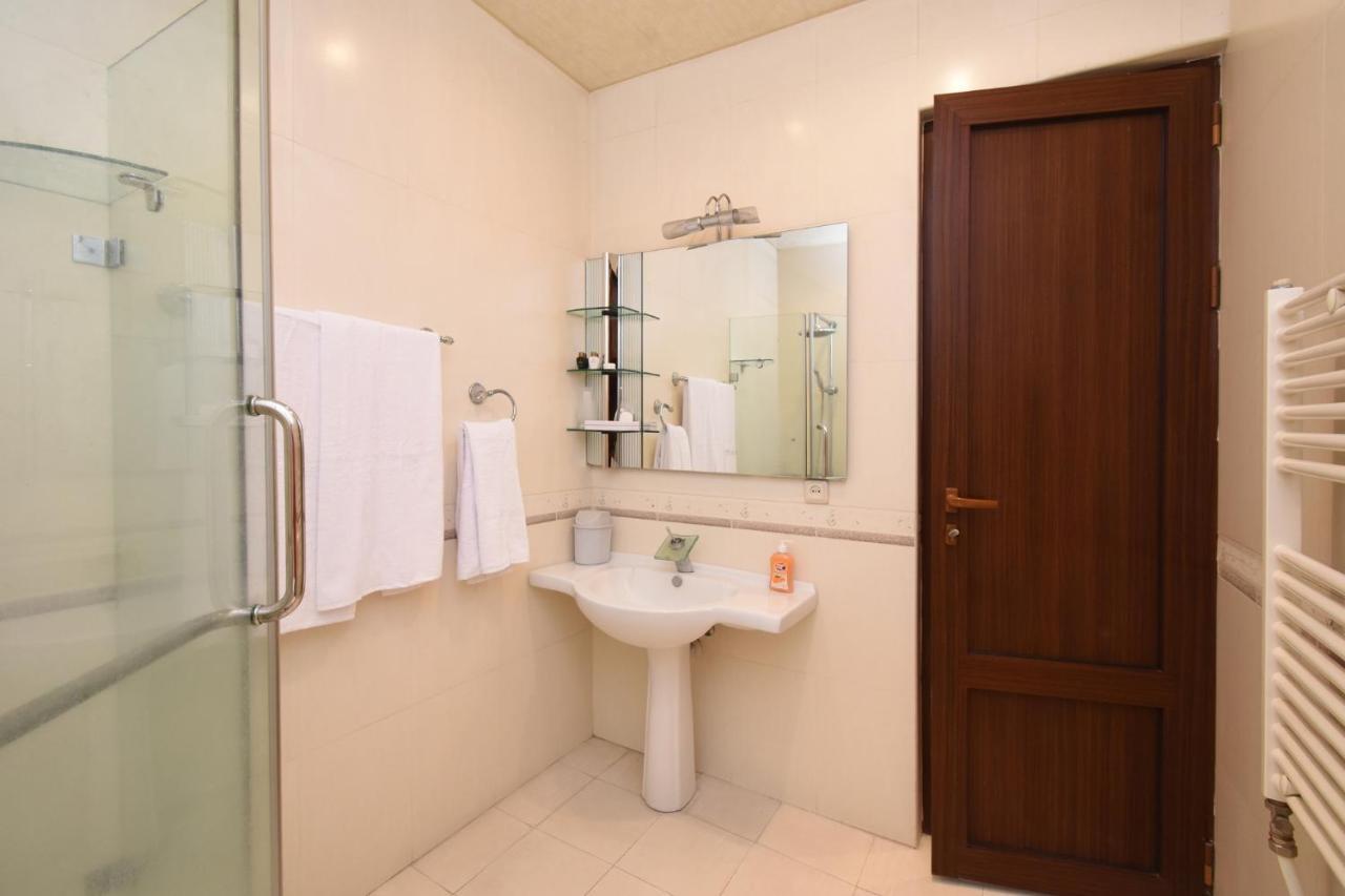 Guest House 耶烈万 外观 照片