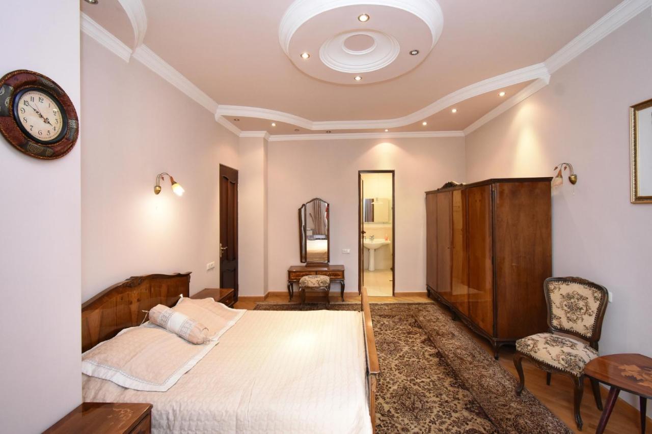 Guest House 耶烈万 外观 照片