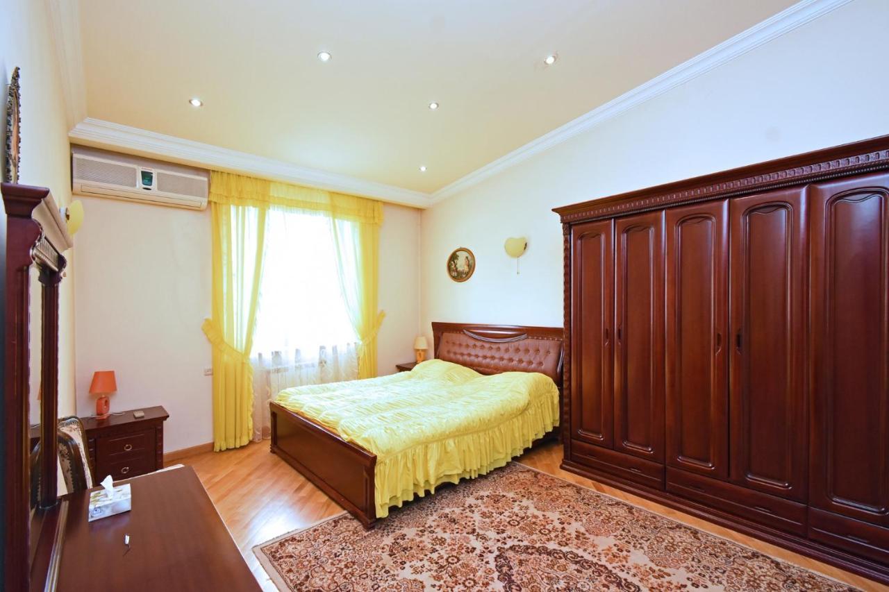 Guest House 耶烈万 外观 照片